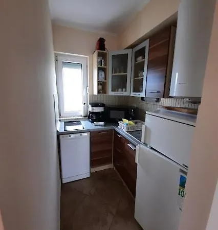 Appartamento Kenese Gyöngye Apartmanház *