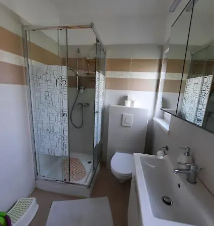 Apartment Kenese Gyongye Apartmanhaz Balatonkenese