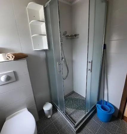 Kenese Gyöngye Apartmanház *