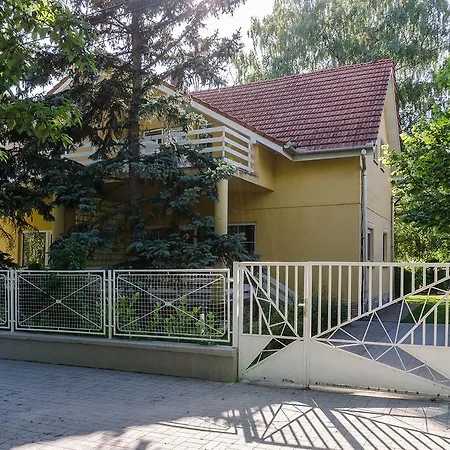 Kenese Gyöngye Apartmanház Appartamento